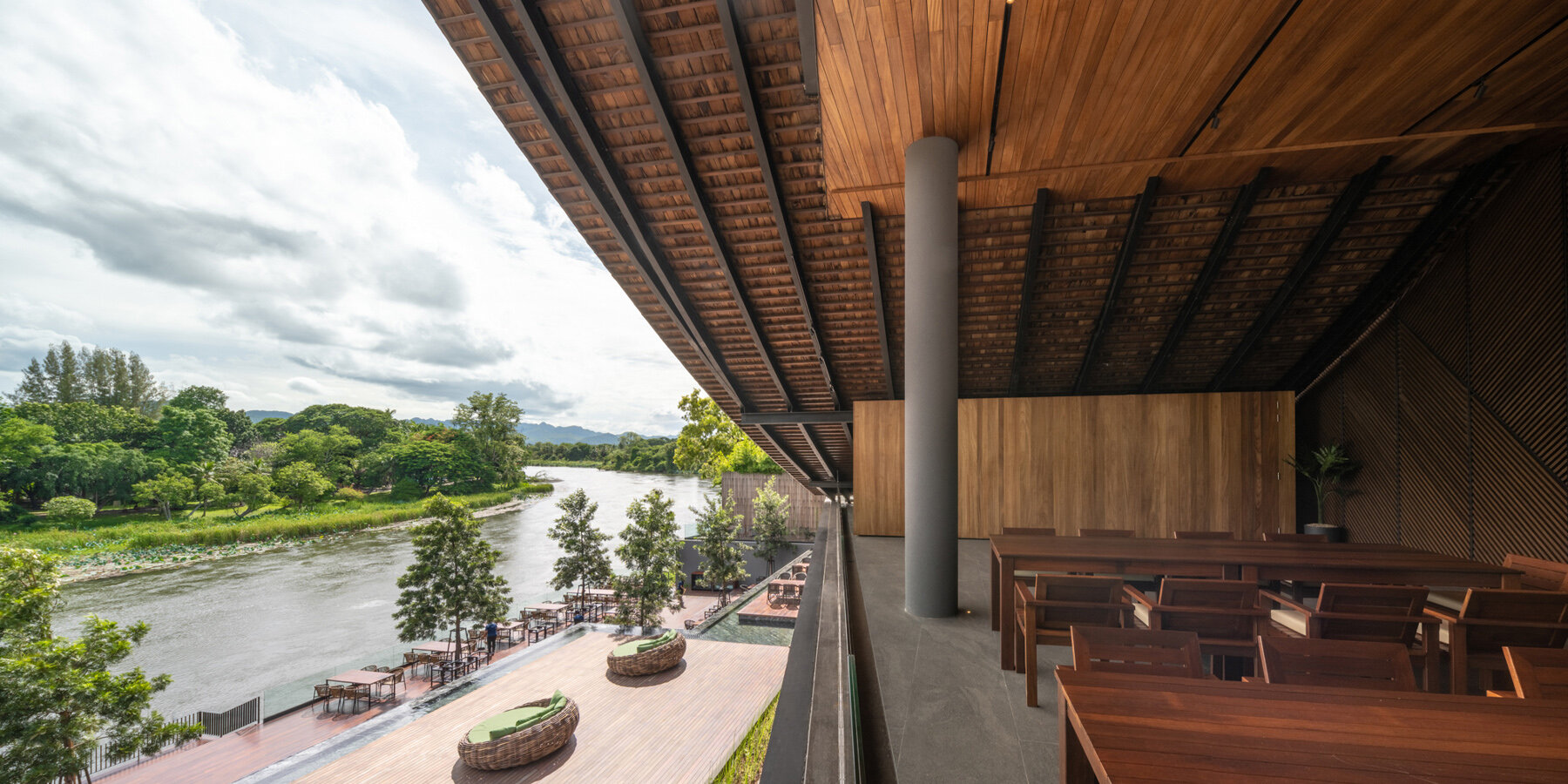 keereetara-restaurant-designboom-full-2