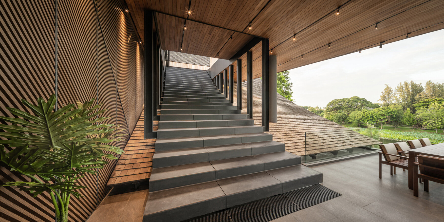 keereetara-restaurant-designboom-full