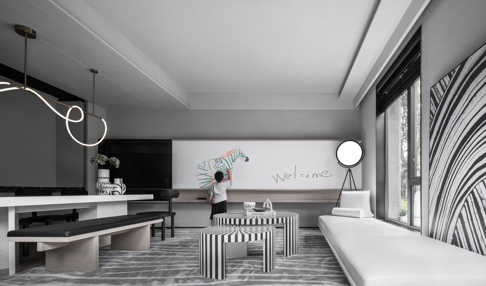 fenhom·URO's animal adventure island park strengthens parent-children bonds in china