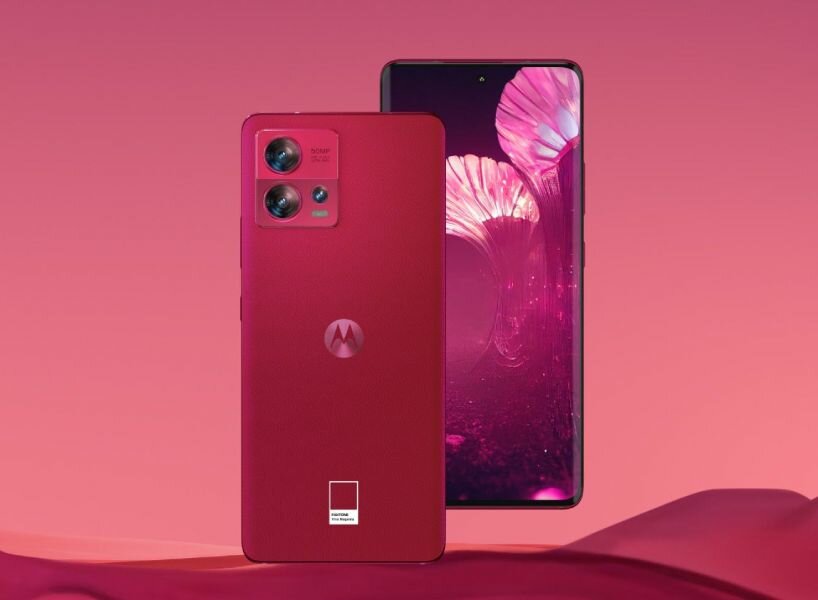 Into the Magentaverse: Viva Magenta is Pantone's 2023 Color of the Year