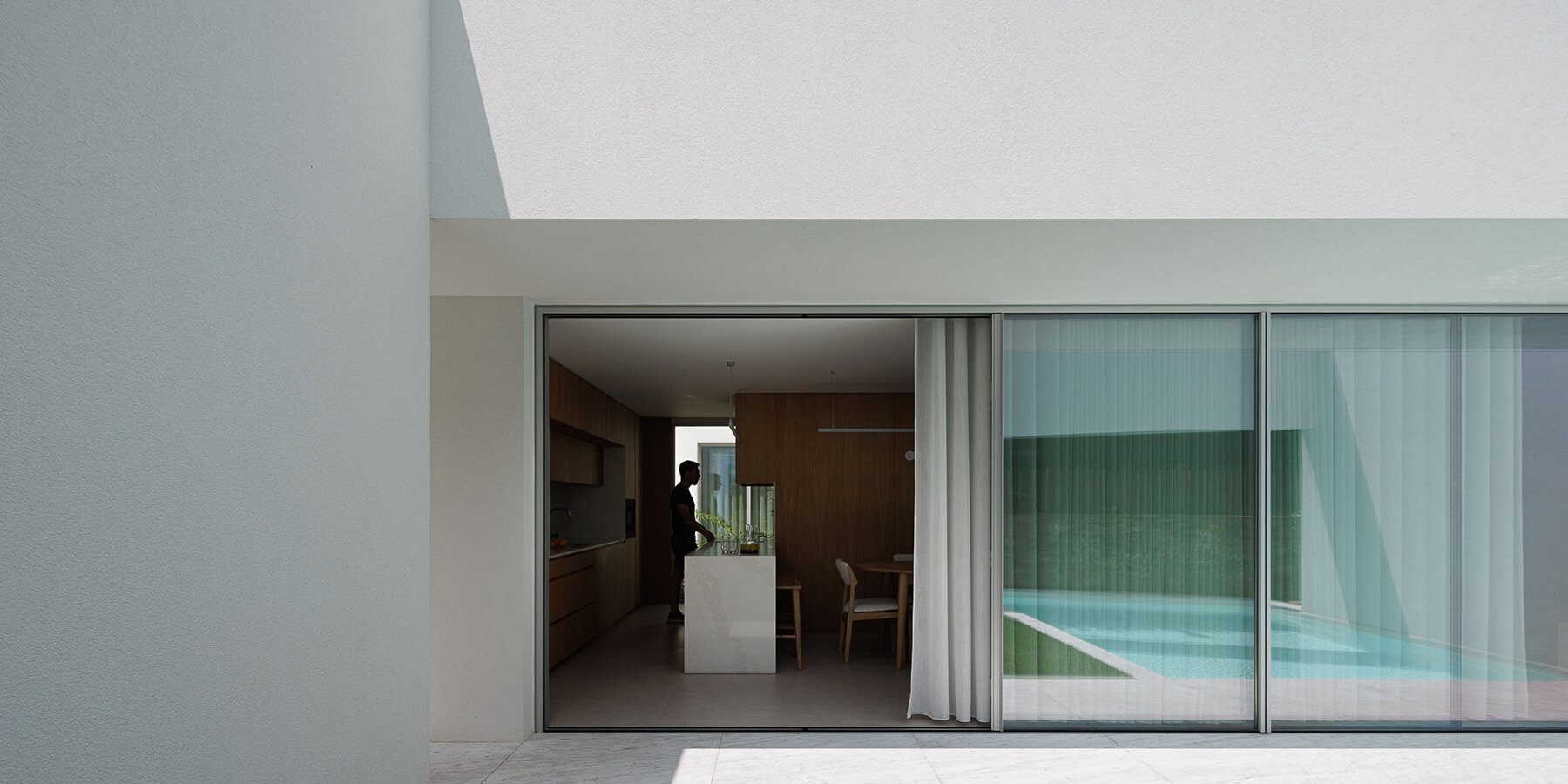 pema-studio-casa-forte-residence-santo-tirso-portugal-designboom05