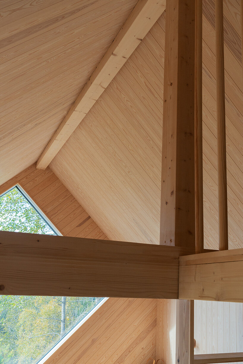 rever & drage pairs modern cabin with 1930s bolthole in nordmarka, norway