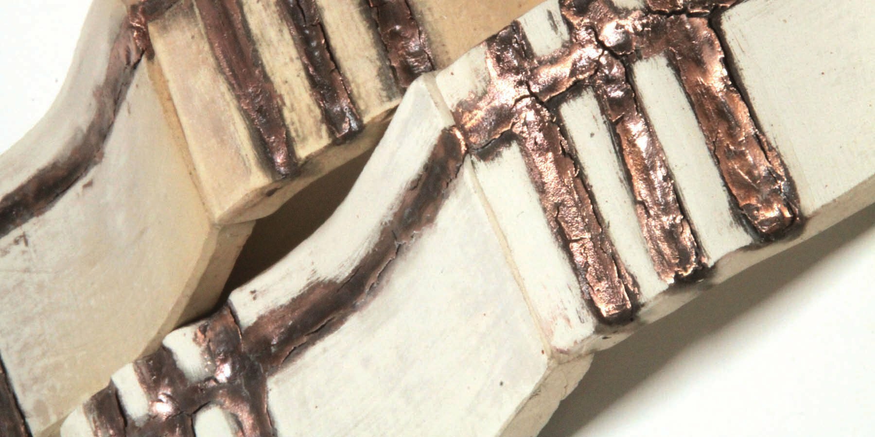 terra-alchemy-tiles-combining-metal-and-clay-2