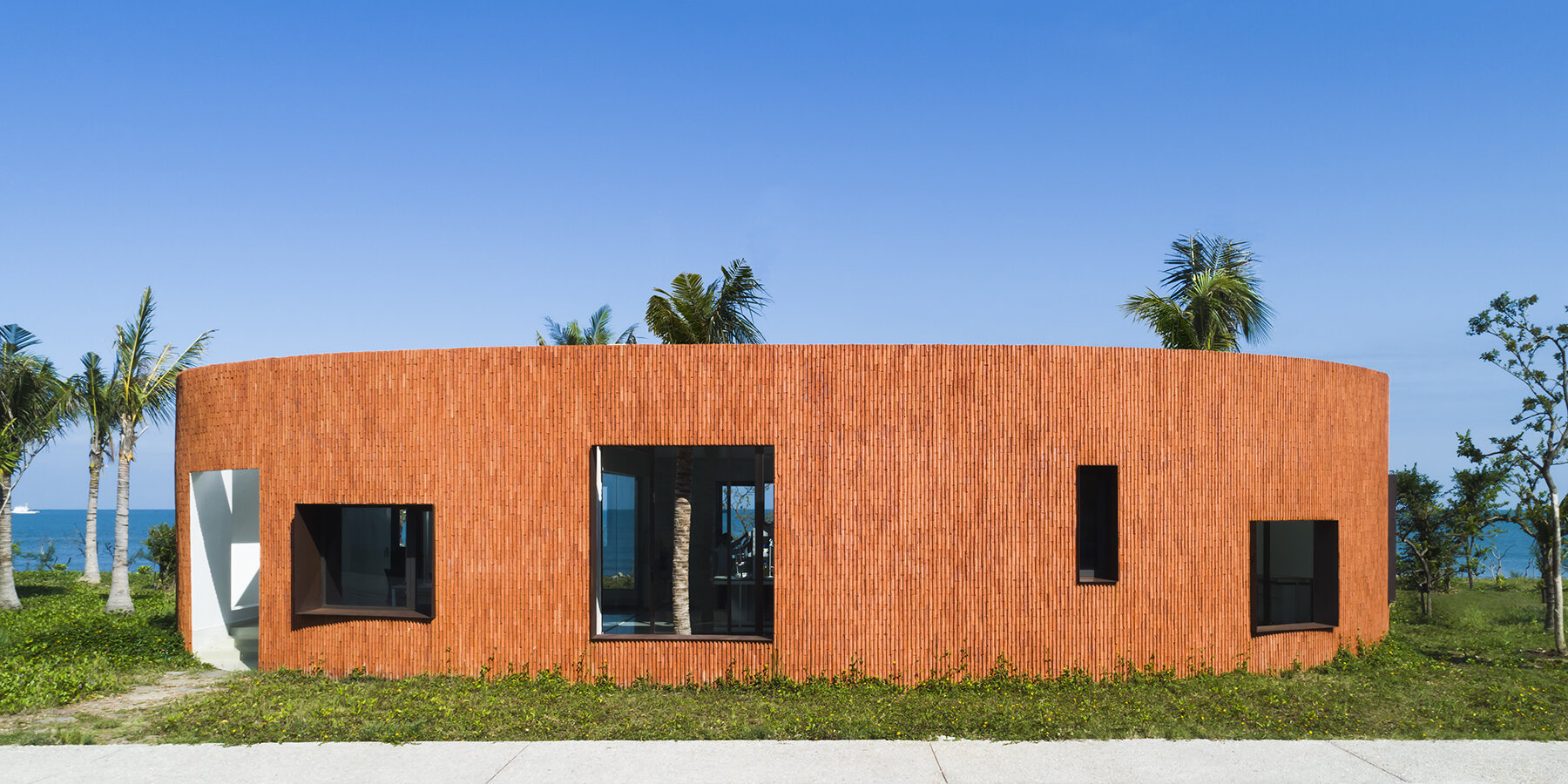 the-gamelle-inrestudio-designboom-full
