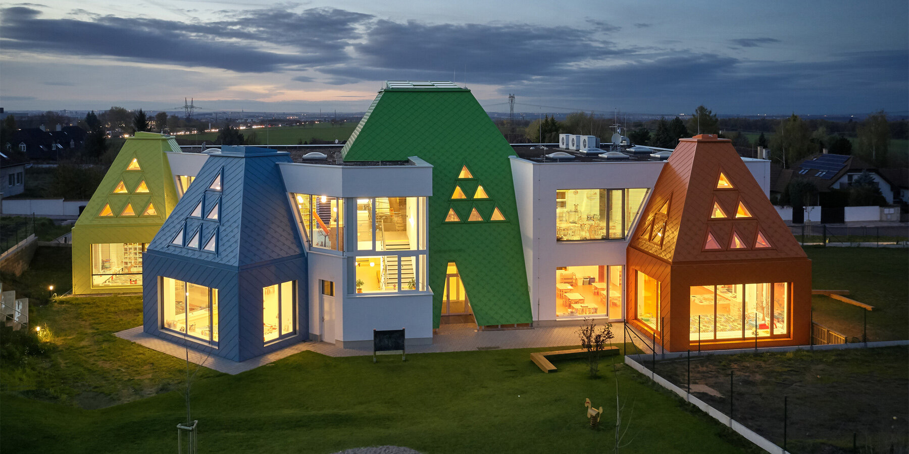 architektura-vetrnik-kindergarten-designboom-15