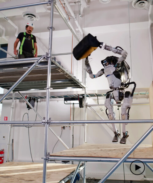 boston dynamics' humanoid robot 'atlas' effortlessly helps on construction sites