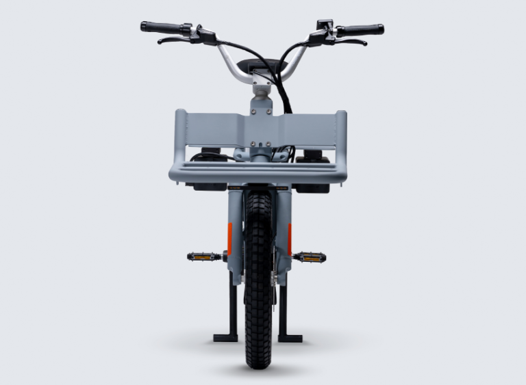 CAKE’s versatile & heavyduty ebike 'åik' features modular parts for a