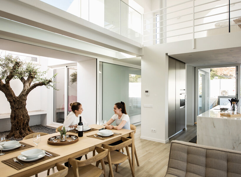 pure white casa simão's minimal geometries gem the portuguese countryside