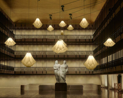 https://static.designboom.com/wp-content/uploads/2023/01/drift-shylight-new-york-city-ballet-designboom-700-400x320-22b08q85r745.jpg