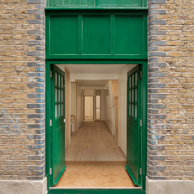 giles reid architects draws natural light into renovated 18th-century house in london