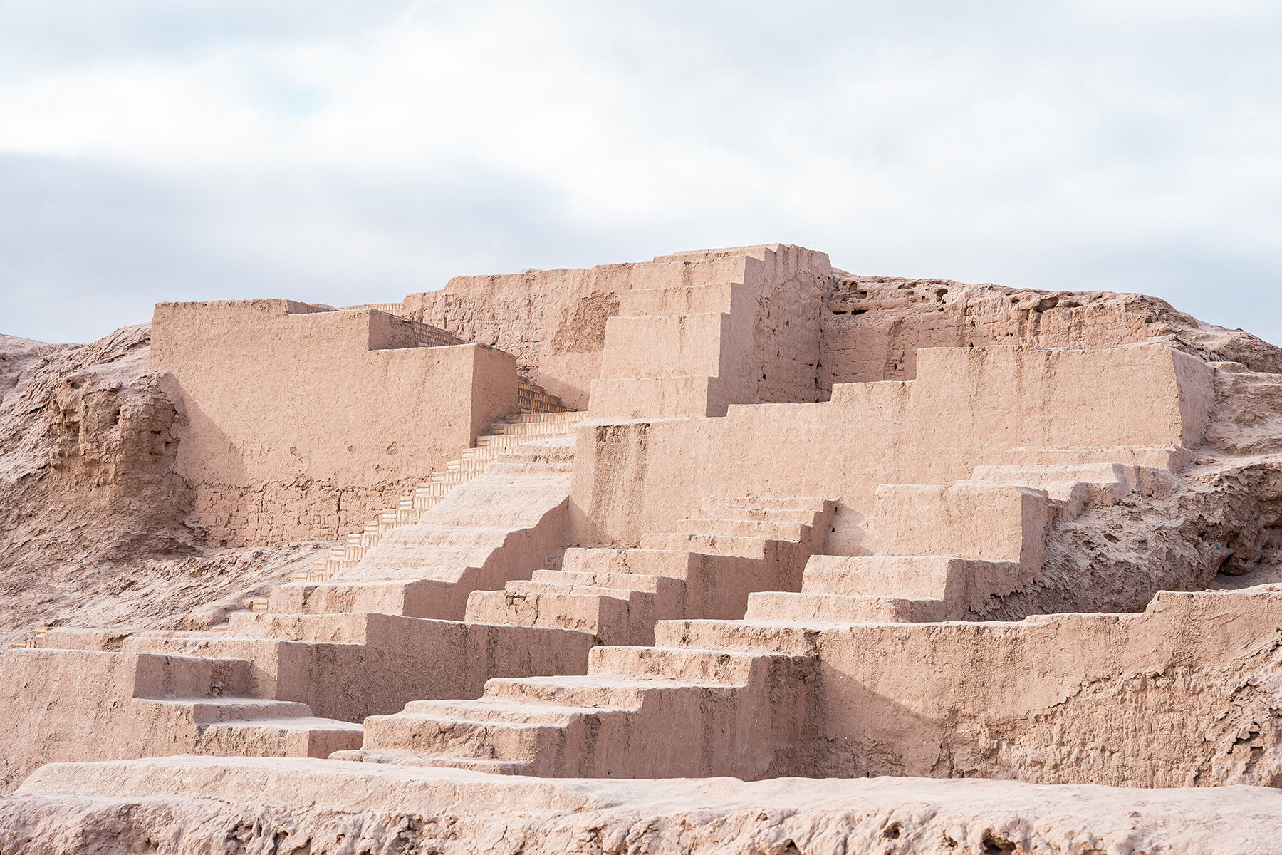 uzbekistan-pavilion-venice-architecture-biennale-designboom-full-01