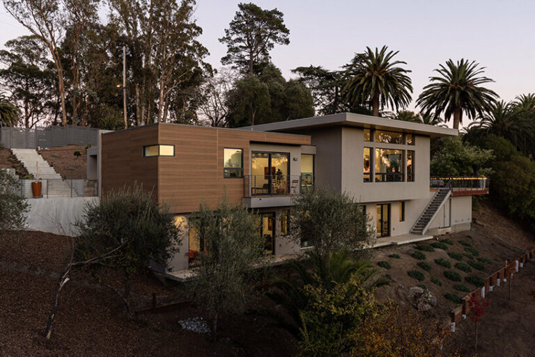 DNM architecture rests modernist home hillside in north california