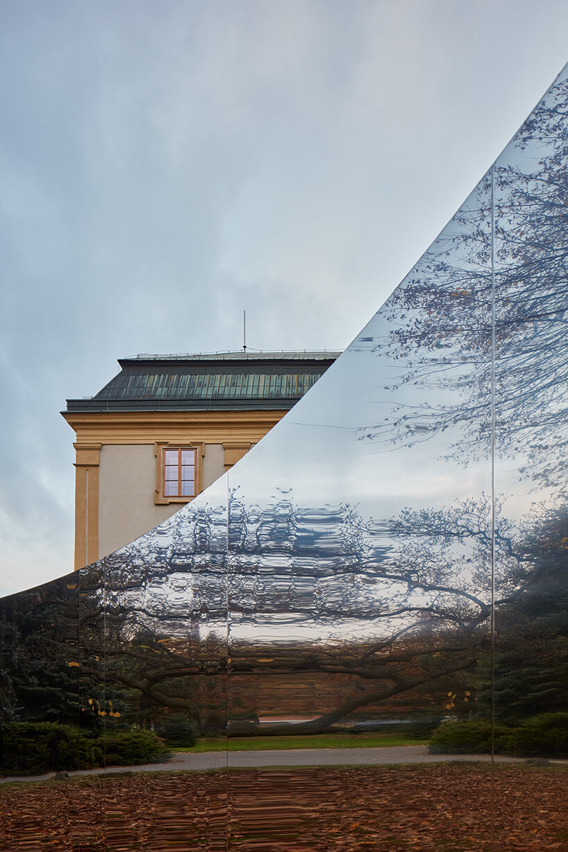 loom on the moon creates immersive multimedia exhibition amid czechian nature