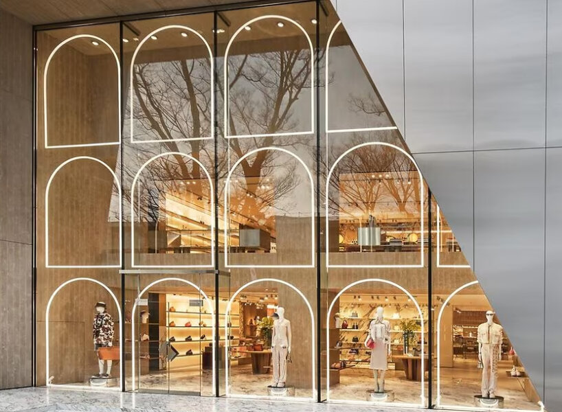 palazzo fendi omotesando modernizes classic roman architecture and