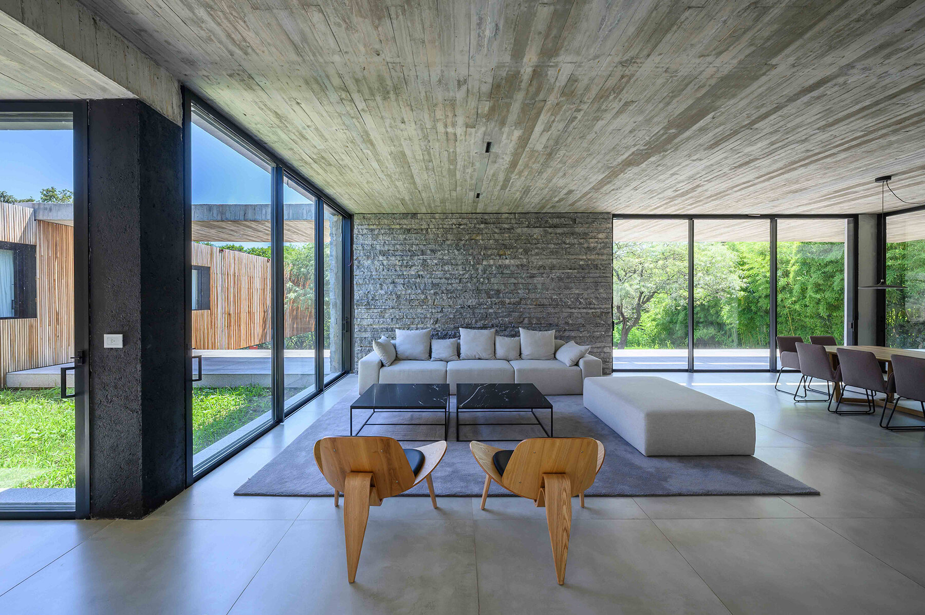 SAZ-arquitectos-LS-house-argentina-gonzalo-viramonte-designboom-06a