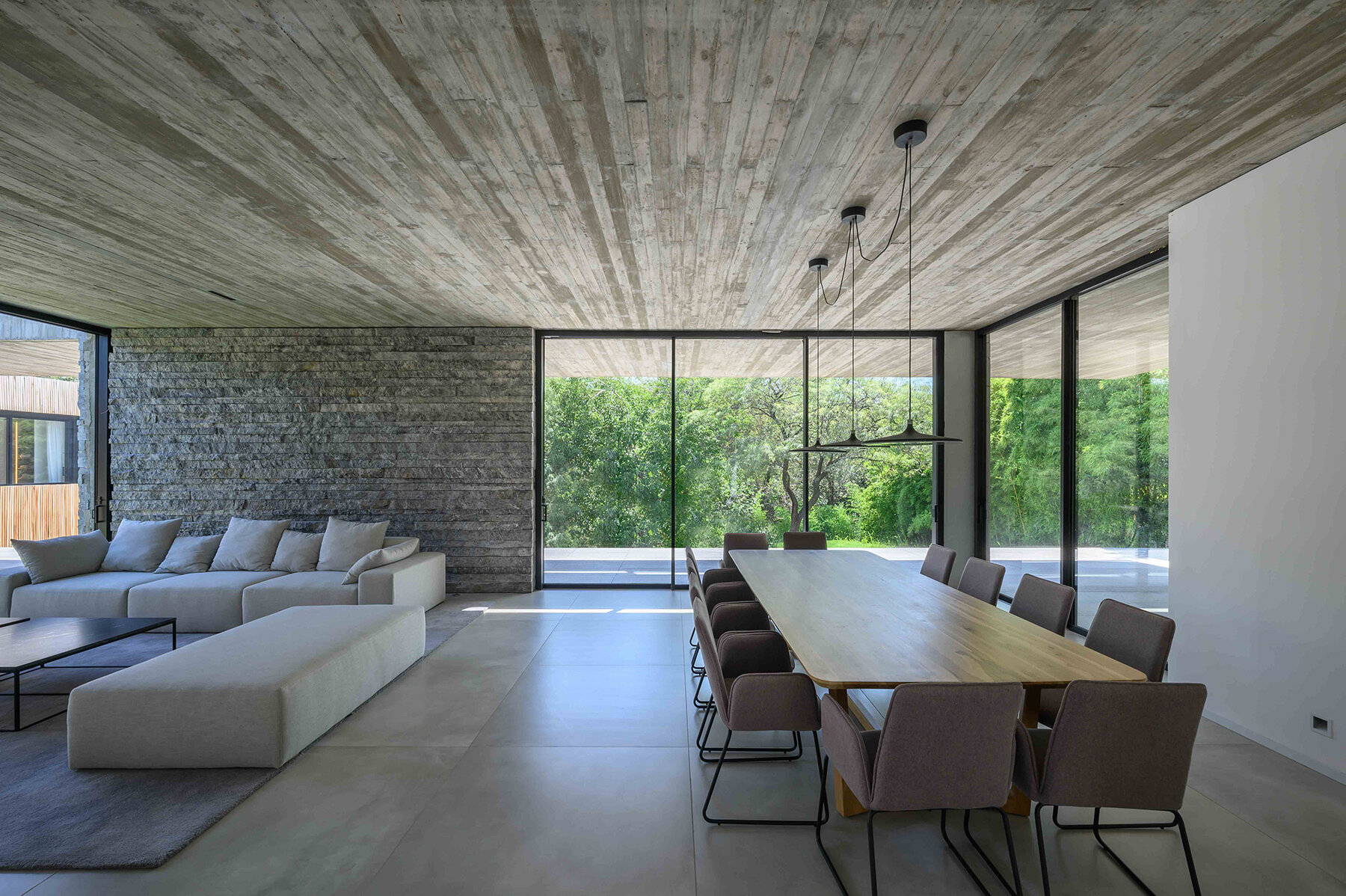 SAZ-arquitectos-LS-house-argentina-gonzalo-viramonte-designboom-08a