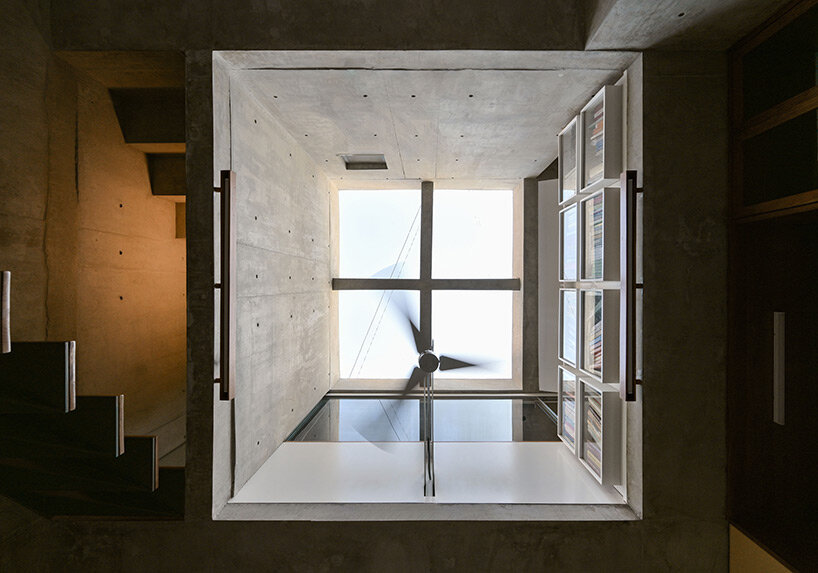 cuts, folds and bends articulate the facades of inpractice's concrete house in india