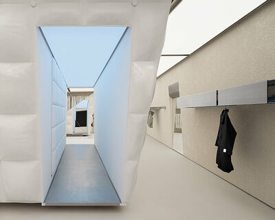 F.O.G. architecture reflects new shopping perspectives with labyrinth in beijing