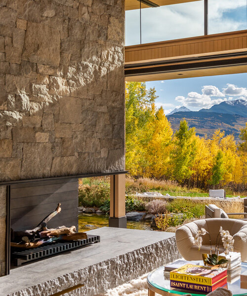 elk range overlook: CCY architects' modern mountain home emerges from aspen grove