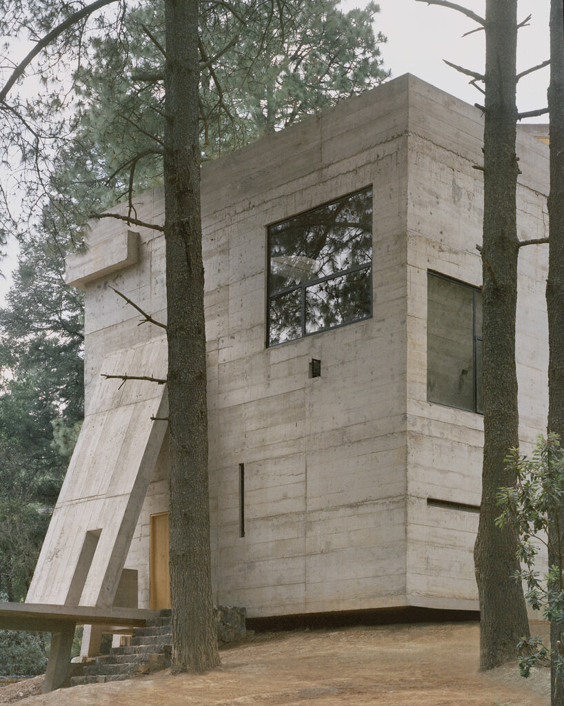 ludwig godefroy perches mysterious monolithic residence in lush mexican forest