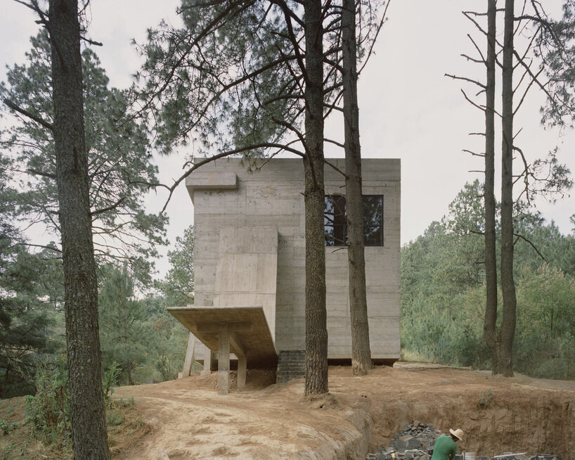ludwig godefroy perches mysterious monolithic residence in lush mexican forest