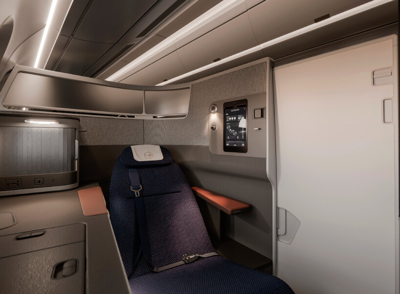 pearson lloyd lufthansa allegris business class