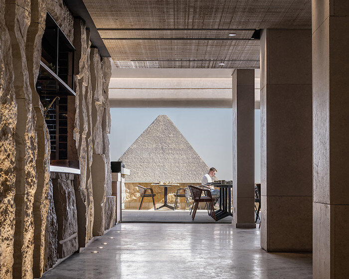 pedrali furnishes khufu's restaurant overlooking egyptian pyramids