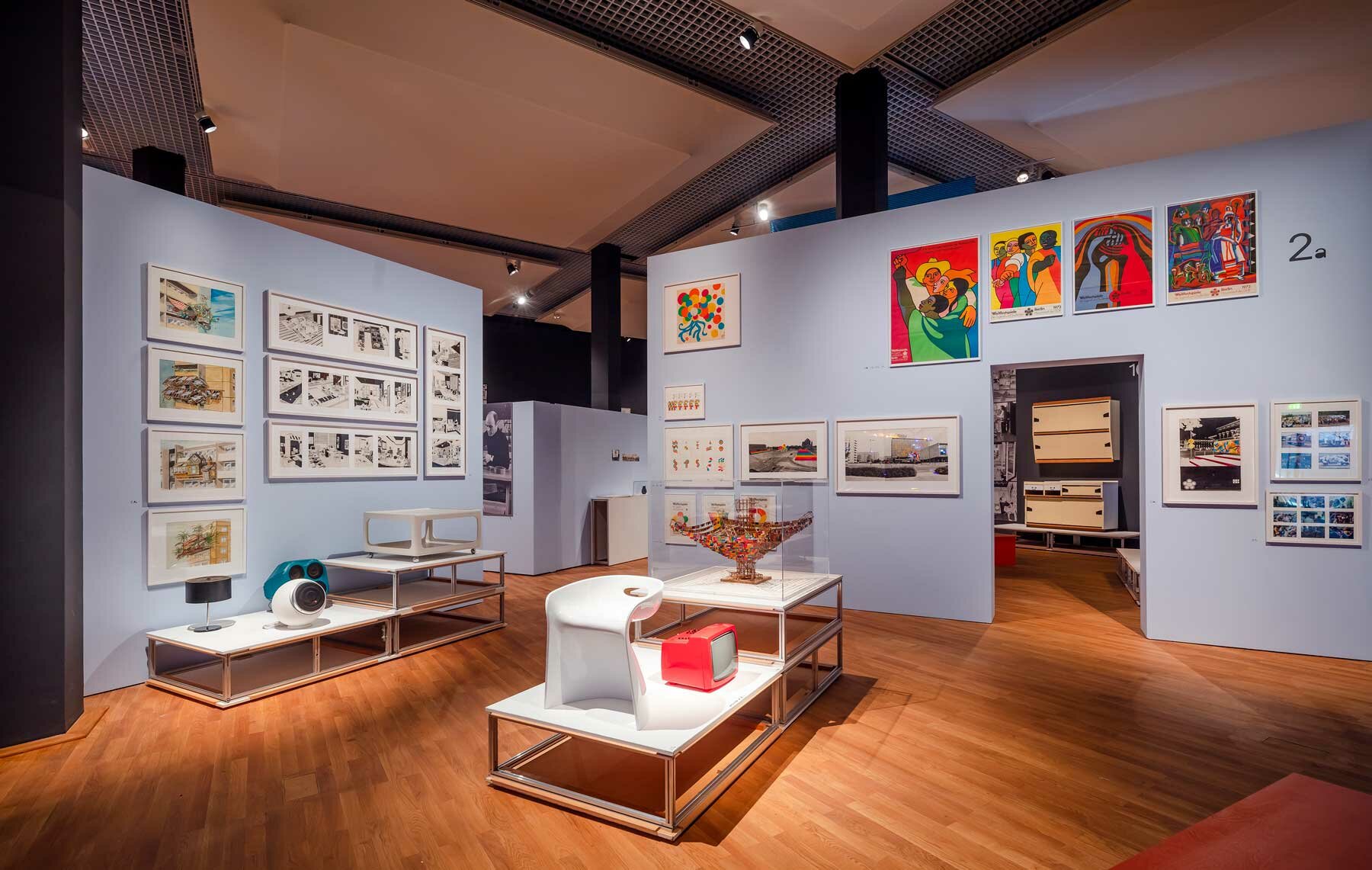 retrotopia-design-for-socialist-spaces-staatliche-museen-zu-berlin-designboom-31800