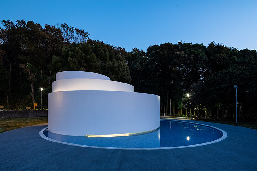 T2P architects sculpts three-layered circular plaza inspired by pipes in japan