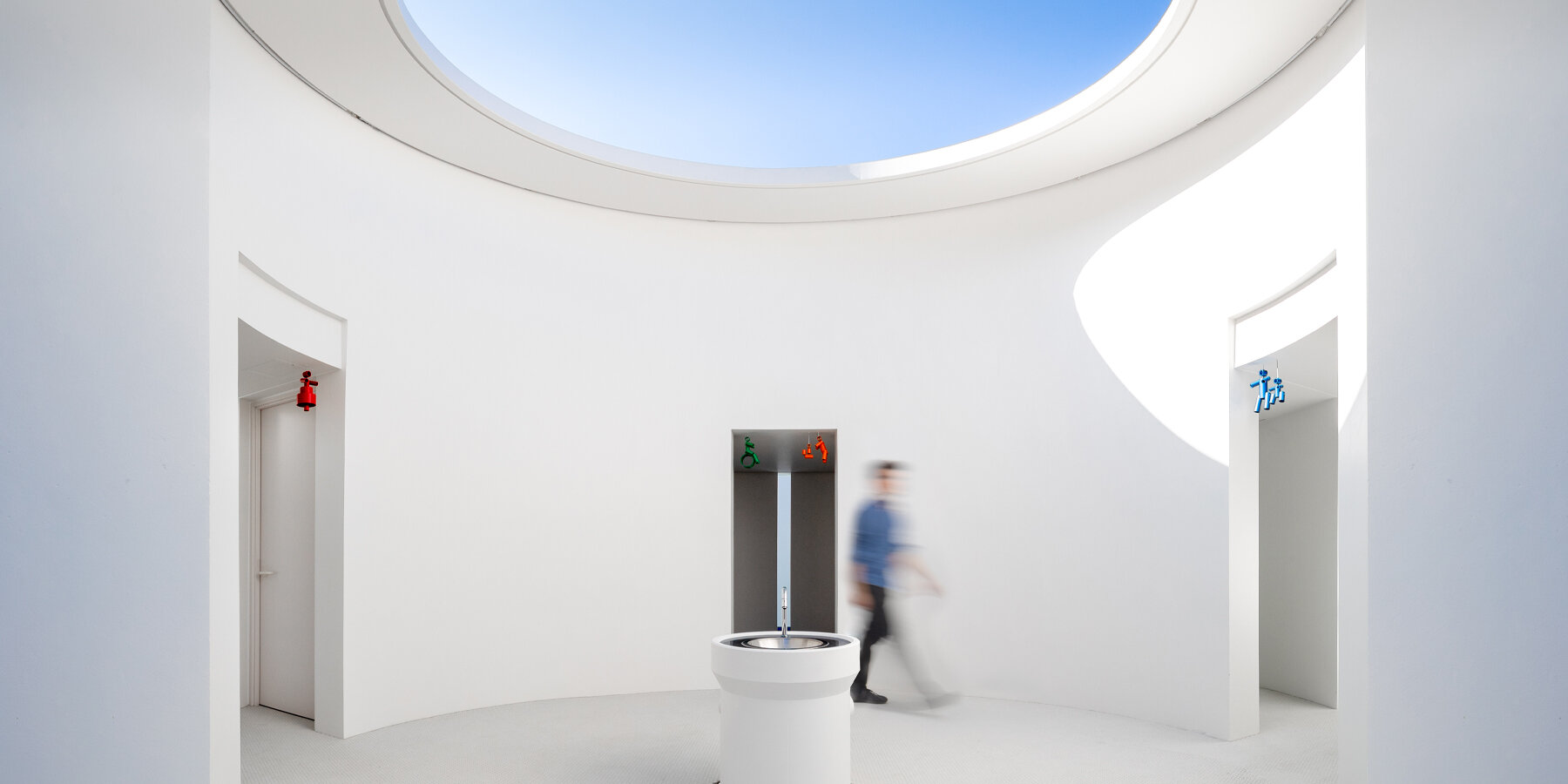 t2p-architects-plaza-circle-designboom-full-1