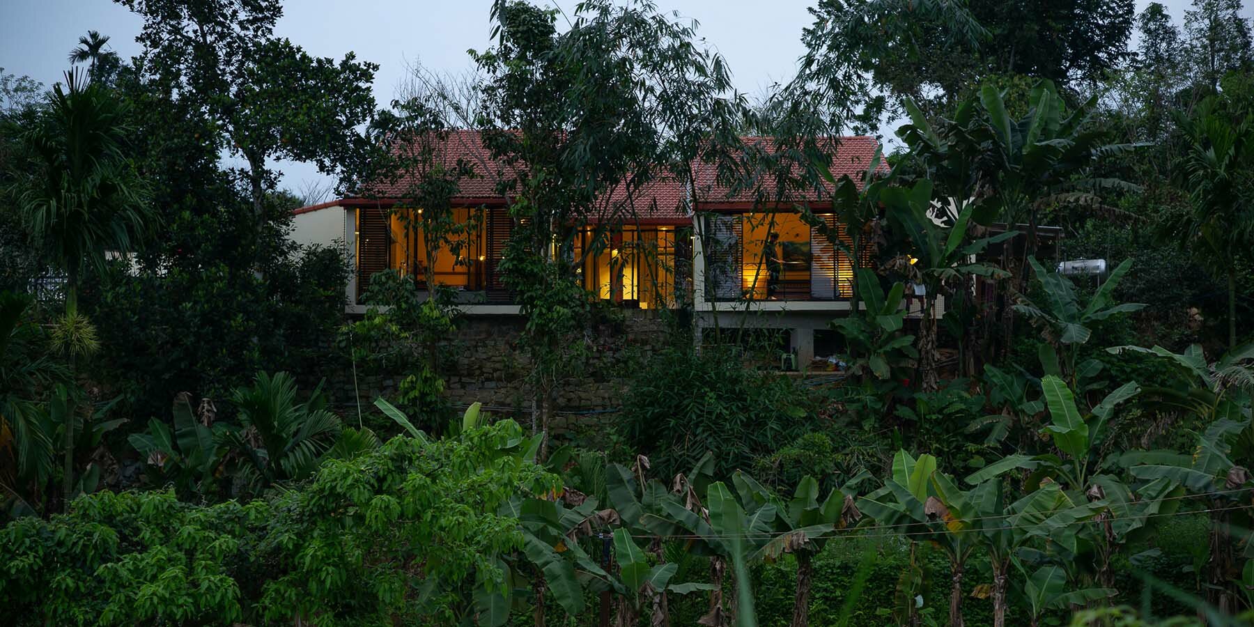 tien-cam-house-kan-studio-bow-atelier-designboom-1800-2