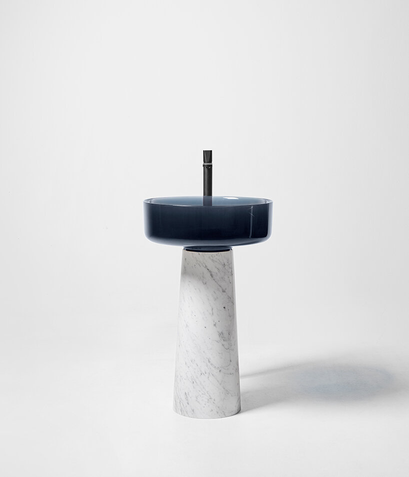 antoniolupi expands albume family of illuminated, shape-shifting washbasin
