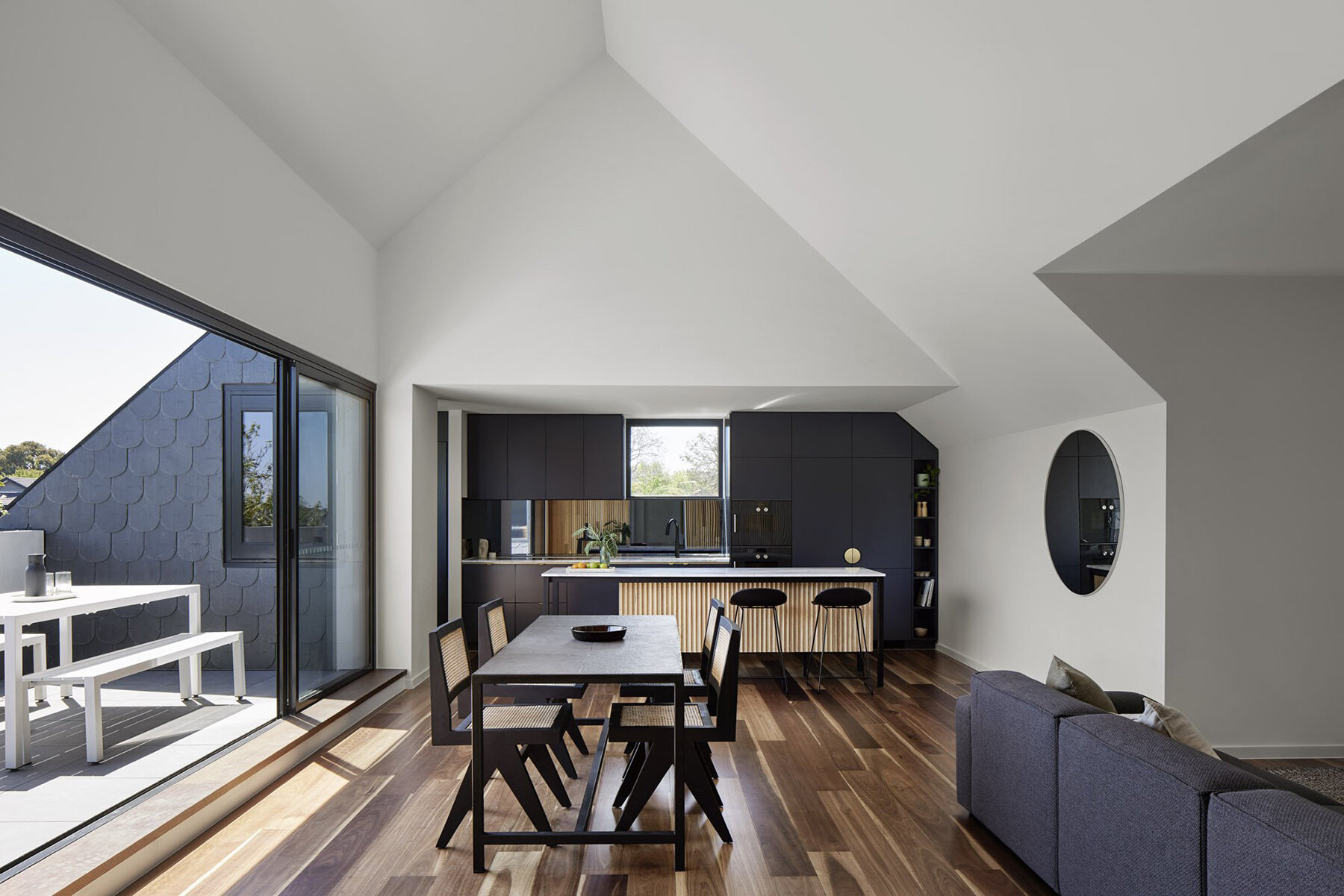 austin-maynard-architects-slate-house-australia-designboom-08a