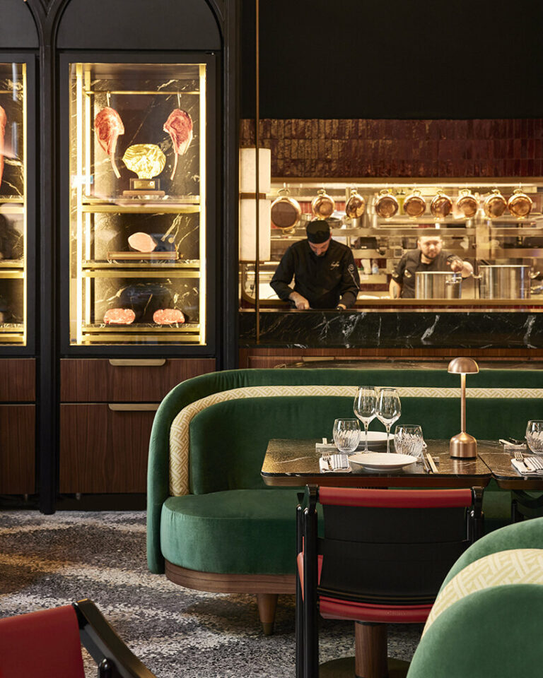 'beefbar milano' is designed as a portal to the 40s & 60s