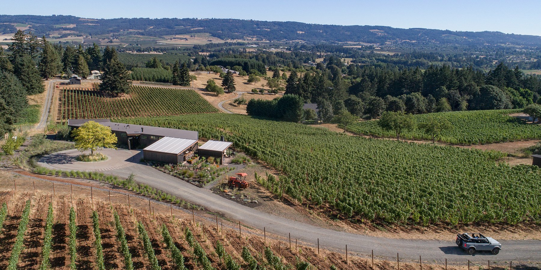 big-fir-vineyard-pbw-architects-designboom-1800-3