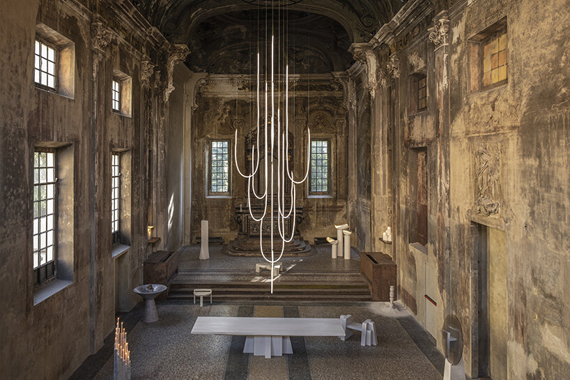 galerie philia desacralized