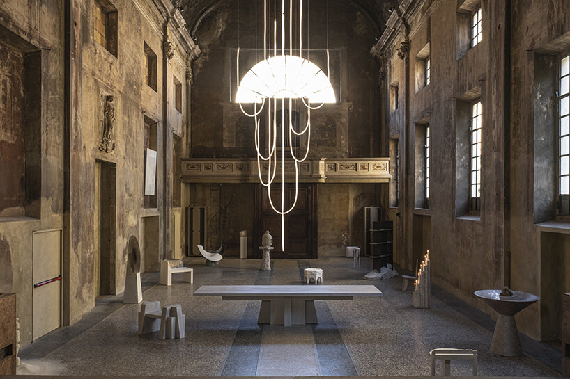galerie philia desacralized