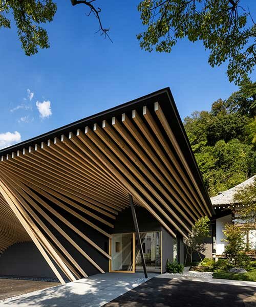 kengo kuma's sculptural wooden structure adds a modern twist to kanjoin temple in japan