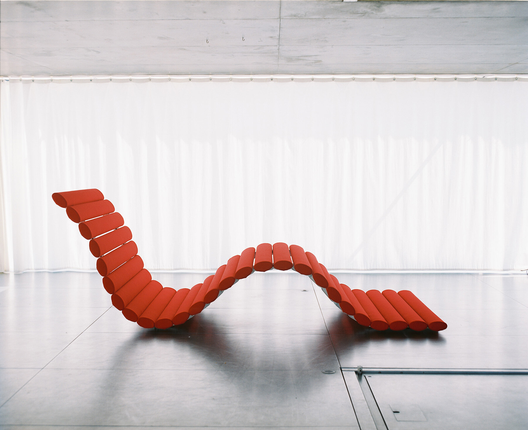 pierre-paulin-oscar-niemeyer-chateau-la-coste-exhibition-france-designboom-full-width