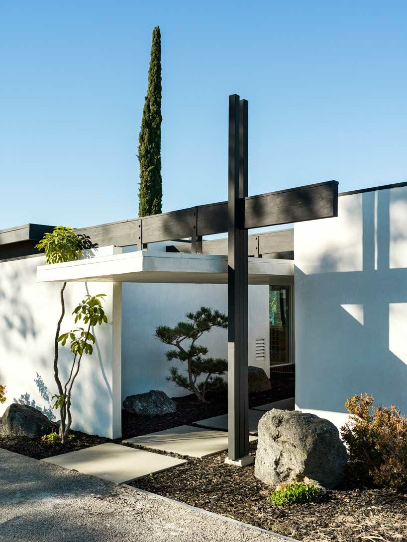 Step Inside 6 Midcentury-Modern Homes in California That Are