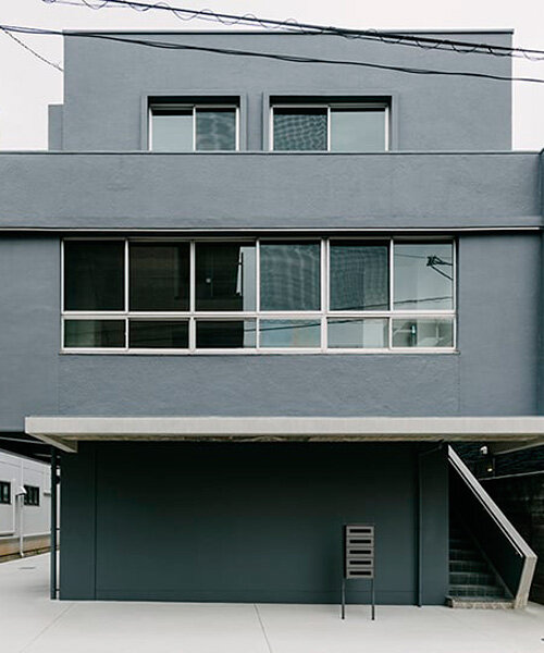 residential unit in japan protrudes a two-meter cantilever concrete volume