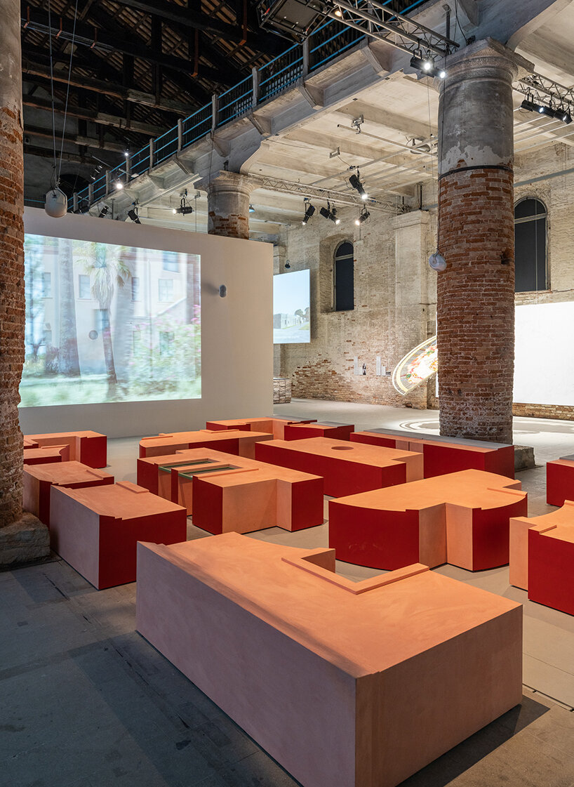 venice architecture biennale DAAR receives golden lion award