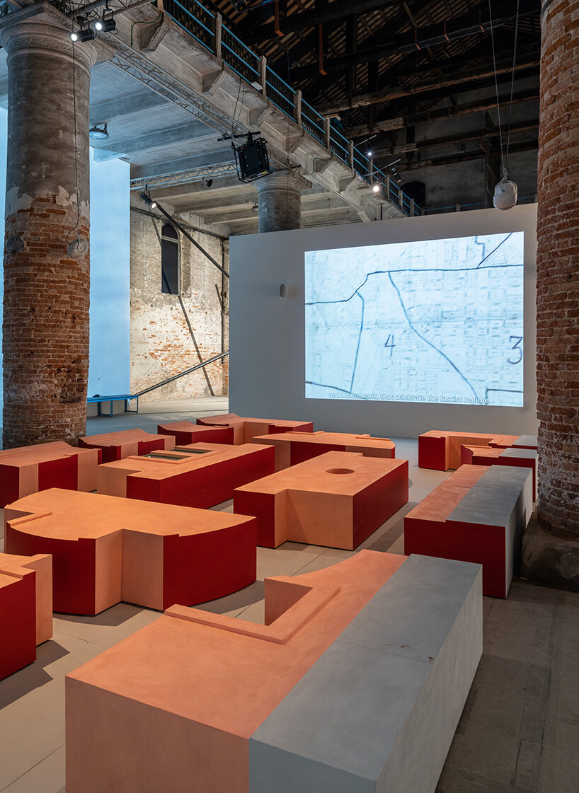 DAAR's reproduction of fascist façade earns golden lion at venice architecture biennale