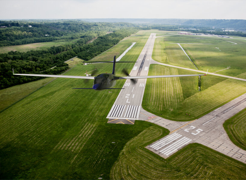 electric air taxi electron aviation twente airport