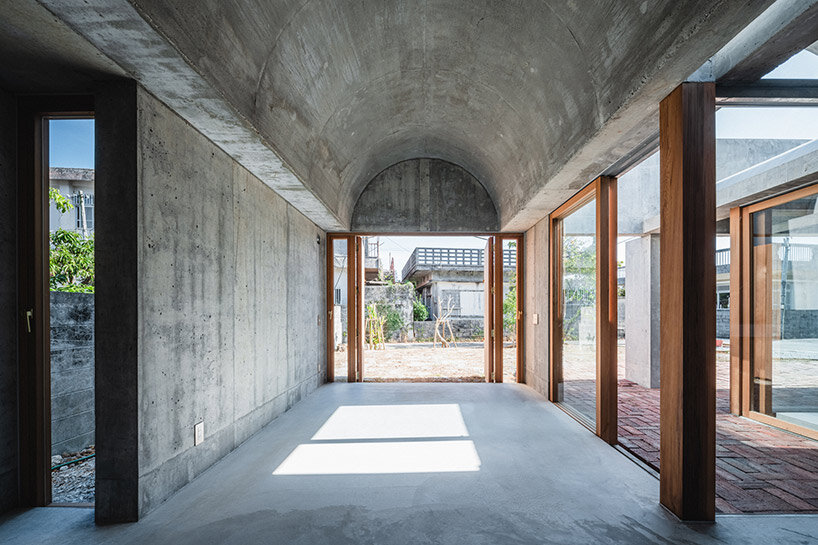 casa shikenbaru cochi architetti