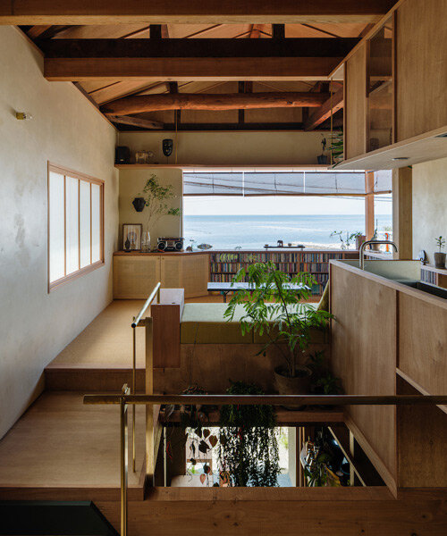 akio isshiki's house evokes tropical design on japan's hayashisaki matsue beach