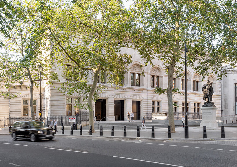 National Portrait Gallery In London Welcomes Visitors To Its Fully Refurbished Space 7993