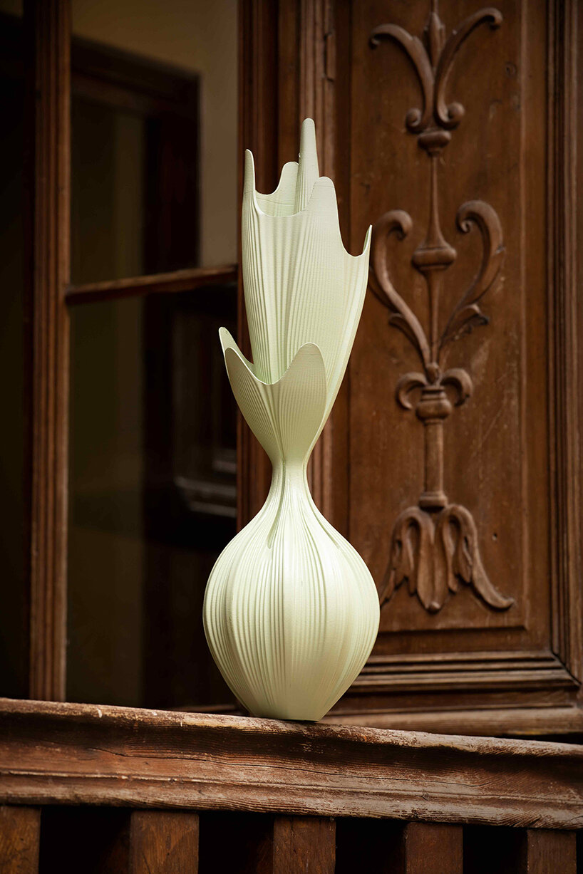 these 3D-printed plant sculptures by External Reference + LaMáquina double as air purifiers