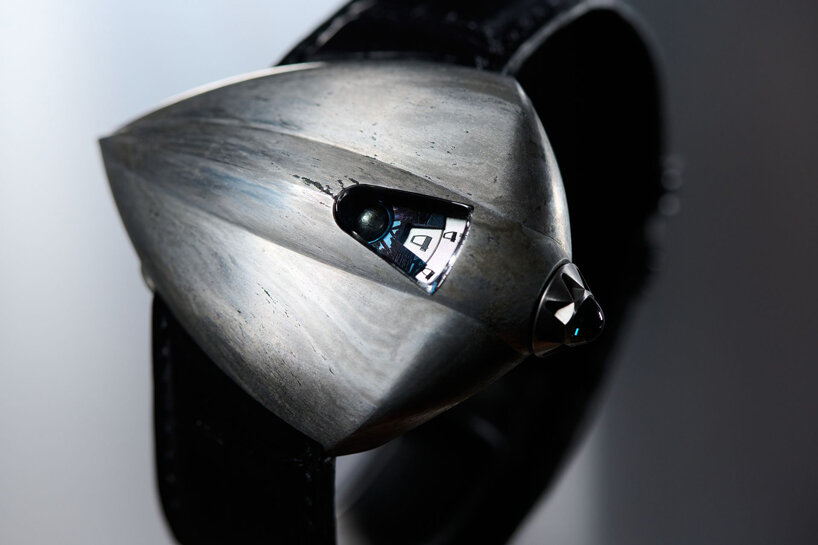 de bethune encloses DW5 SP timepiece with meteorite shell forged from iron and steel