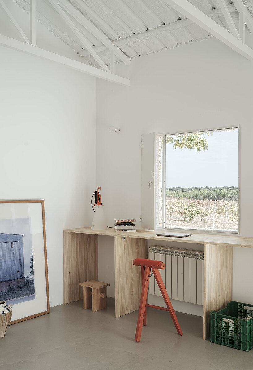 HANGHAR's casa primitiva for bosco sodi frames vineyard views in spain